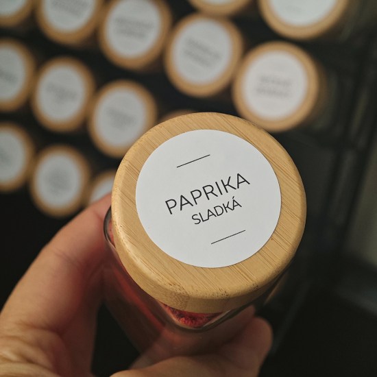 nálepky na potraviny, nálepky do kuchyne, nálepky na dózy, usporiadanie, domácnosť, nálepky na múku, nálepky na cukor, nálepky na koreničky, ideatree, nové mesto nad váhom